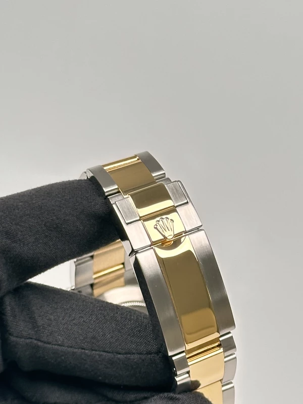 Rolex Cosmograph 40mm Steel and Yellow Gold 116523 ma 7