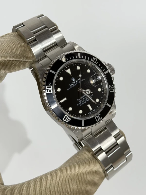 Rolex Date 40mm 16610 2