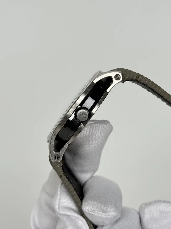 Audemars Piguet 15210QT.OO.A064KB.01 6