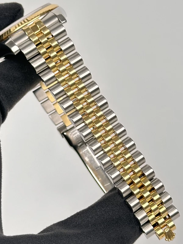 Rolex 36mm Steel and Yellow Gold 116233-0208 3