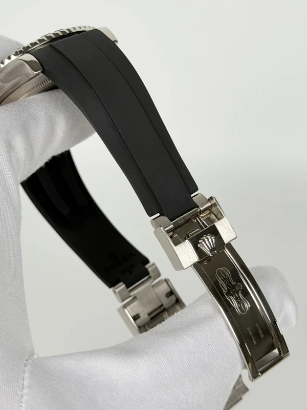 Rolex Oyster, 42 mm, white gold 226659-0002 4