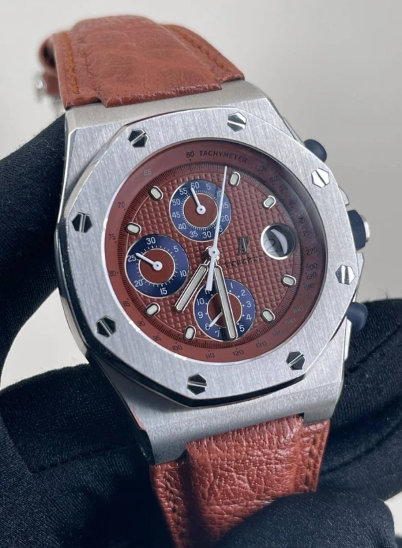 Audemars Piguet Diver Maroon Chronograph 25770ST.OO.000 3