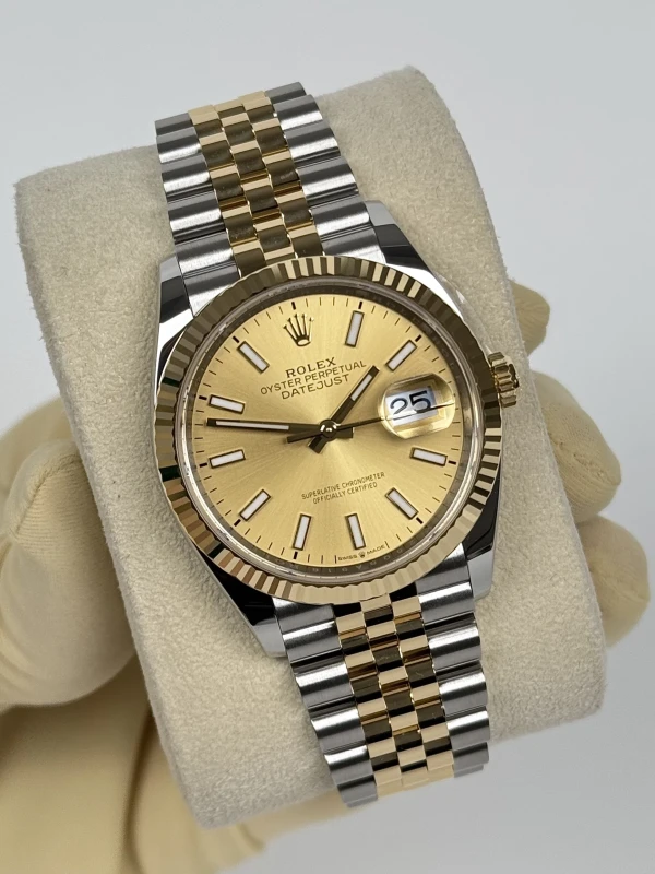 Rolex 36 mm, Oystersteel and yellow gold 126233-0015 3