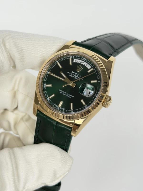 Rolex 36 mm, yellow gold 118138-0003 4