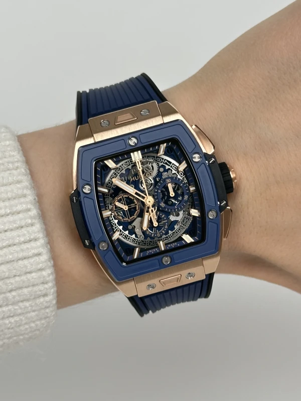 Hublot KING GOLD BLUE CERAMIC 642.OL.7180.RX 8
