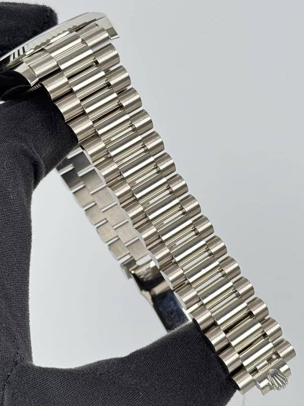 Rolex 40MM WHITE GOLD 228239-0033 5
