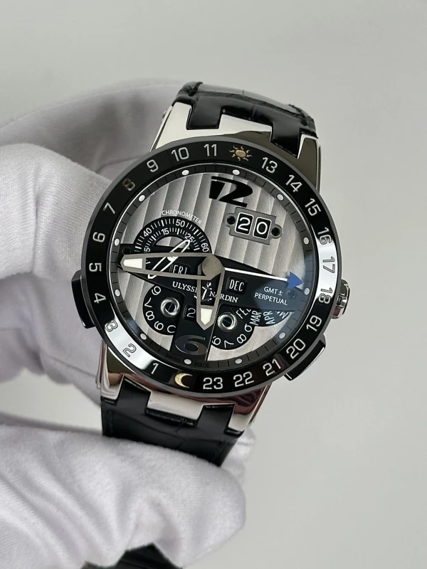 Ulysse Nardin GMT Perpetual Calendar Platinum 329-00 4