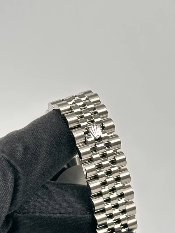 Rolex 36 mm, steel, white gold and diamonds 116200FIX 7