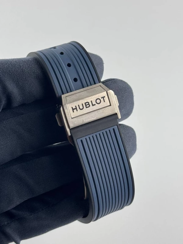 Hublot Unico GMT  471.NX.7112.RX 5