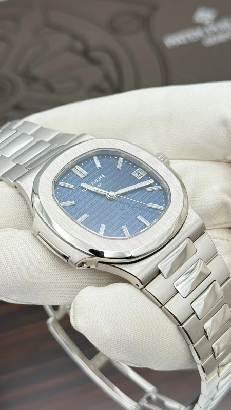 Patek Philippe 5711/1P 40th Anniversary 5