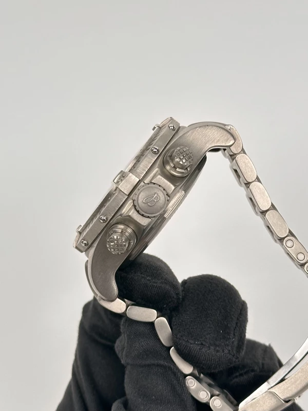 Breitling Chrono E13360 4