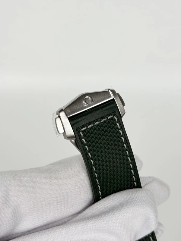 Omega PLANET OCEAN 600M 215.32.46.51.06.001 6