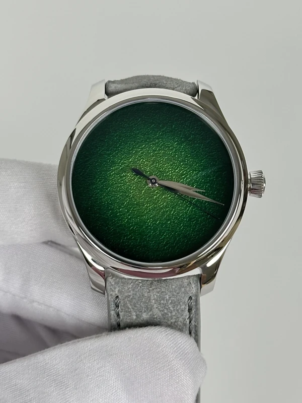 H. Moser & Cie CENTRE SECONDS CONCEPT LIME GREEN 1200-1233 2