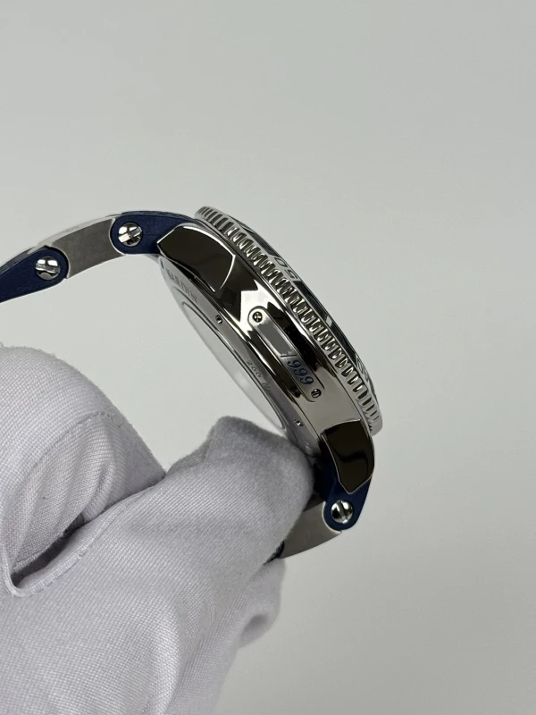 Ulysse Nardin Hammerhead Shark 263-91LE 5