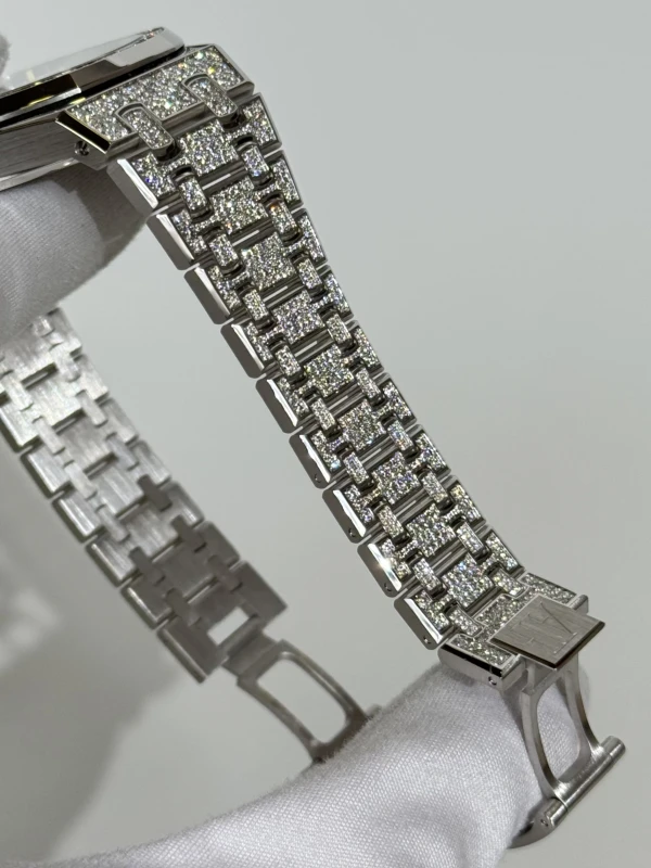 Audemars Piguet 15552BC.ZZ.1358BC.01 4