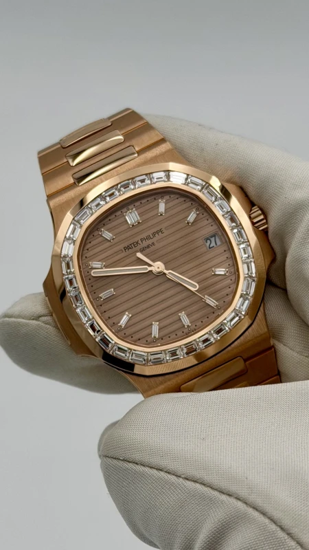 Patek Philippe Nautilus 5723/1R-001 5