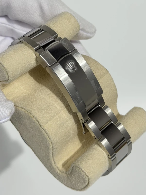 Rolex 41 MM 126334-0021 4