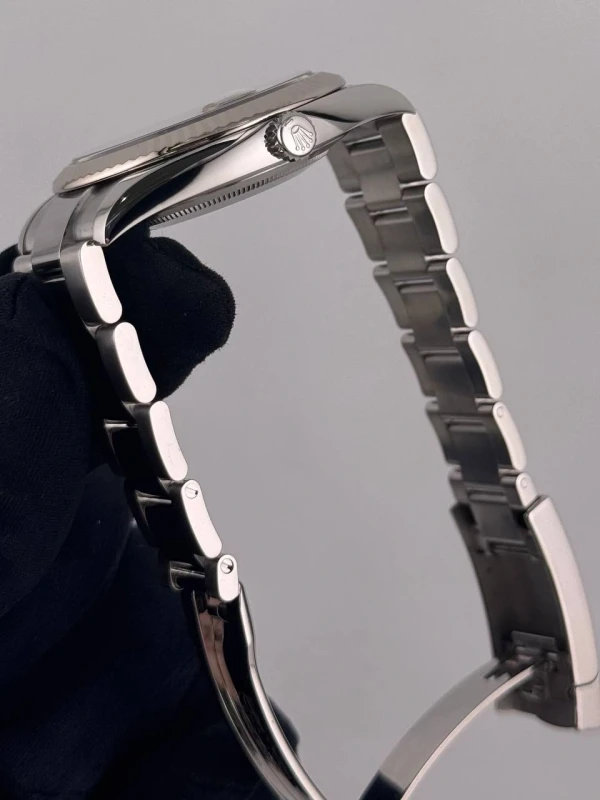 Rolex 41 mm, steel and white gold 126334-0017 7