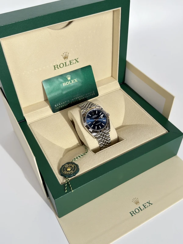 Rolex 41 mm, steel and white gold 126334-0002 5