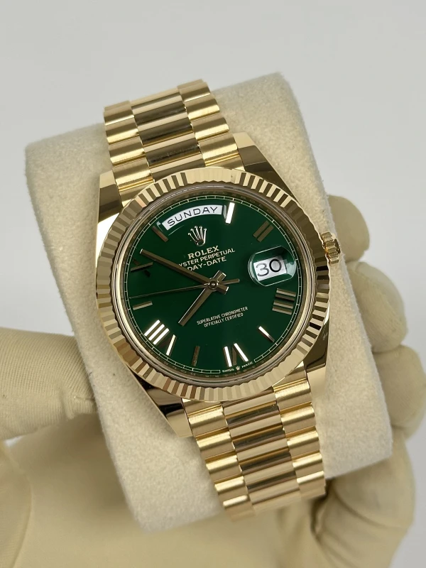 Rolex 40 mm Yellow Gold 228238-0061 2