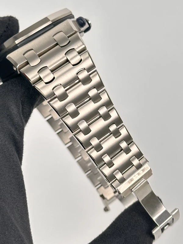 Audemars Piguet Chronograph 25721TI.OO.1000TI.02 7