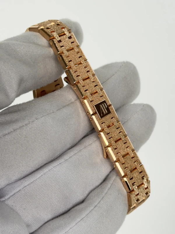 Audemars Piguet 67630OR.GG.1312OR.01-B 3