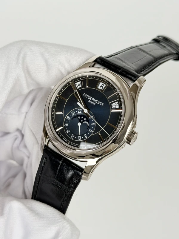 Patek Philippe ANNUAL CALENDAR 5205 5205G-013 3