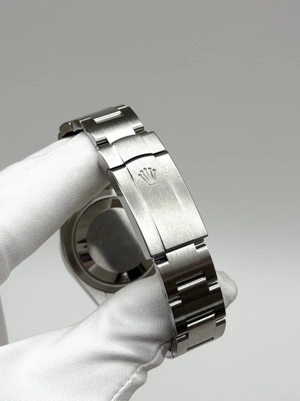 Rolex 34 mm Steel 124200-0006 4