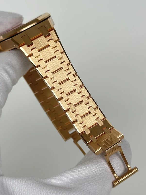 Audemars Piguet 77450OR.OO.1361OR.01 6