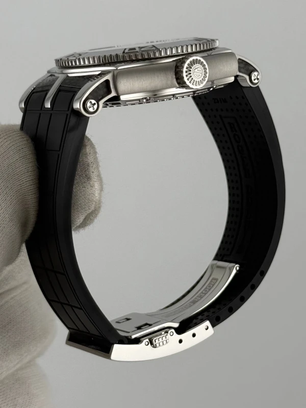 Roger Dubuis SE40 6