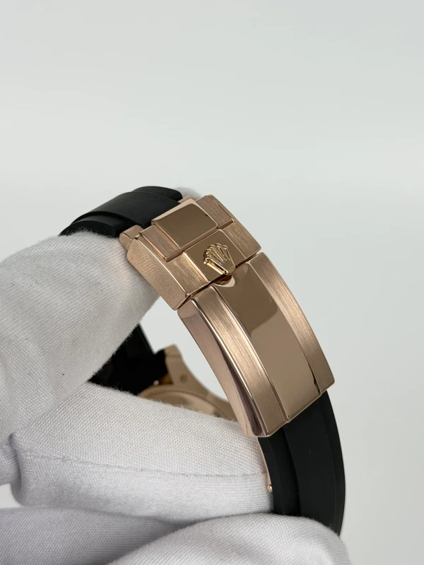 Rolex 40 mm, Everose gold 116655-0001 5