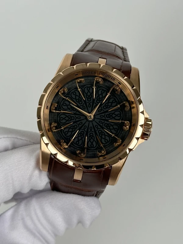 Roger Dubuis Table Ronde 45 DDBEX0495 rose gold 4