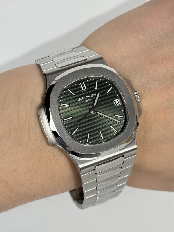 Patek Philippe 5711/1 5711/1A-014 6