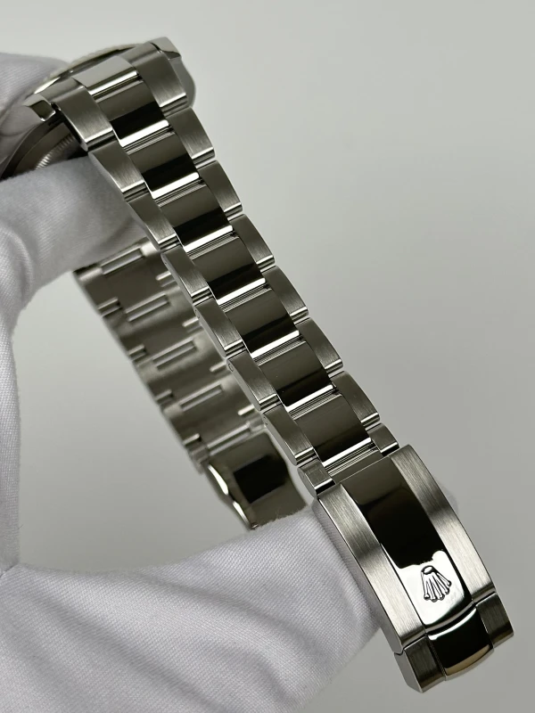 Rolex II 41mm Steel and White Gold 116334 White 5