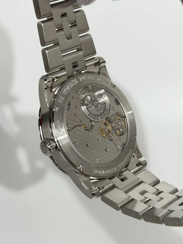 Roger Dubuis 42 Automatic DBEX0385 5