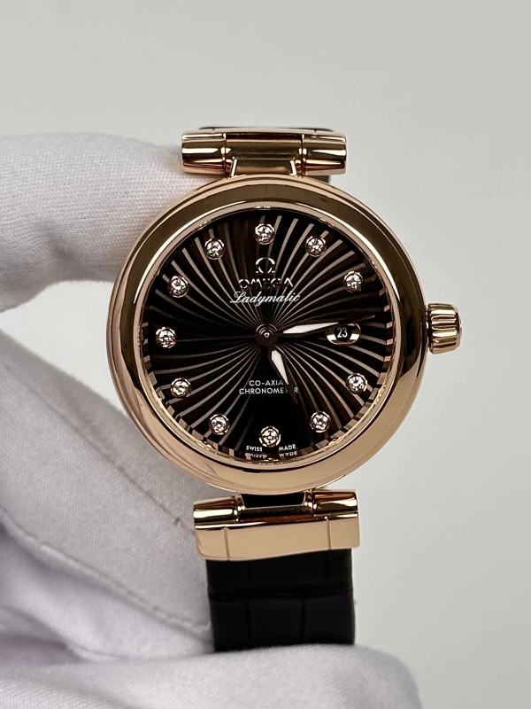 Omega Ladymatic 425.63.34.20.63.001 2