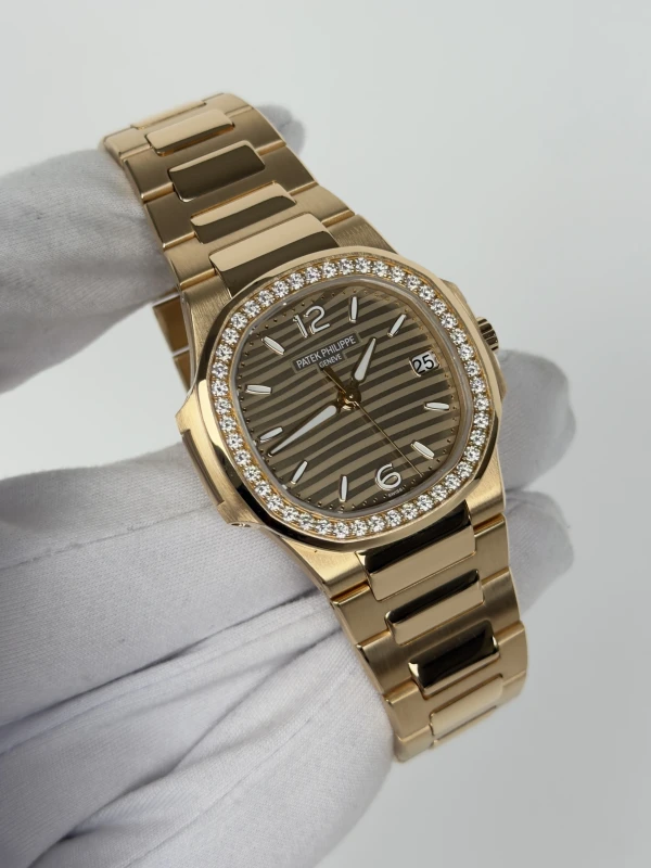 Patek Philippe 7010/1R 7010/1R-012 2