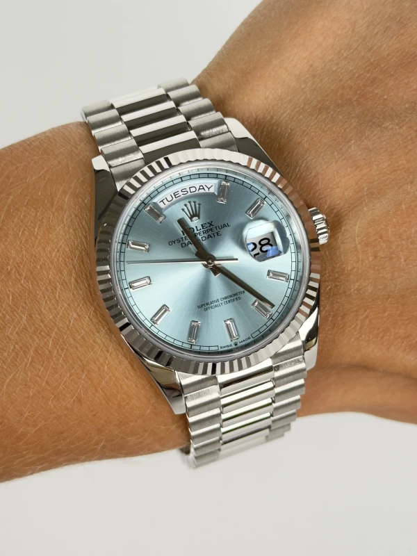 Rolex 36mm Platinum 128236-0009 5
