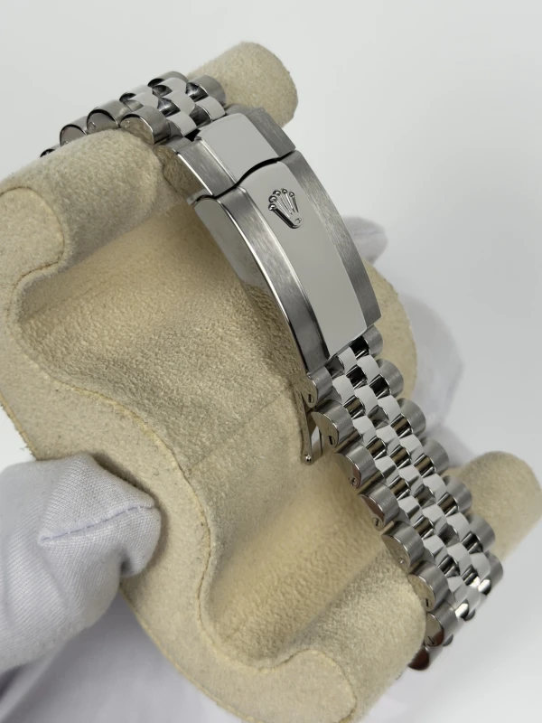 Rolex 41 mm, steel and white gold 126334-0018 4