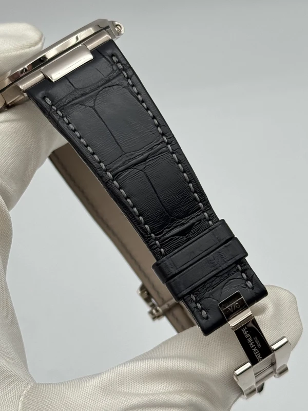 Patek Philippe 5712 5712G-001 7
