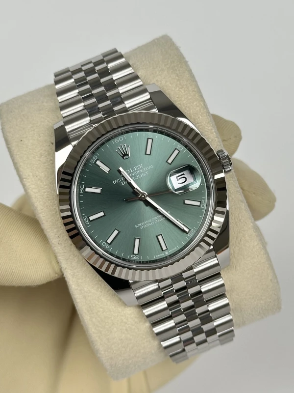 Rolex 41 mm, Oystersteel and white gold 126334-0028 2