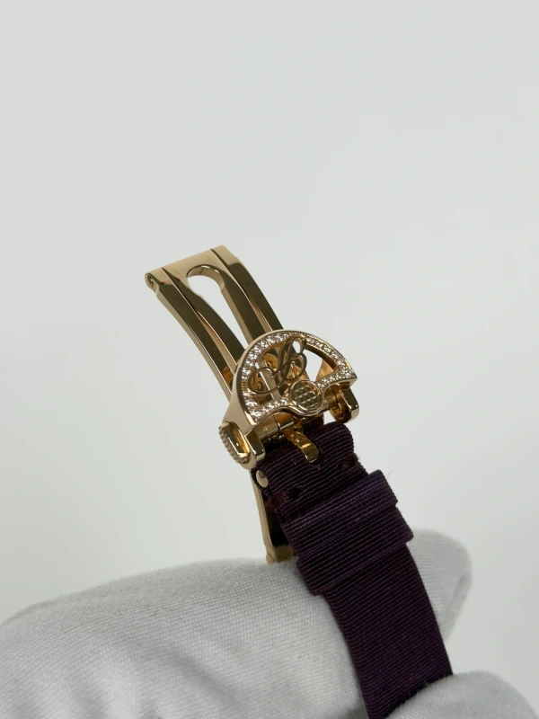 Breguet High Jewellery Perles Imperiale GJ29BR8924TDT8 5