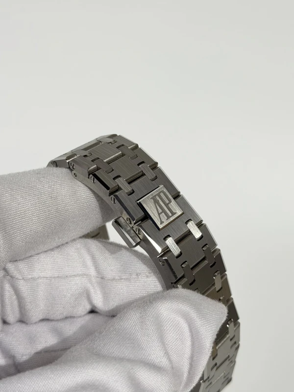 Audemars Piguet Royal Oak Selfwinding 34 mm 77451ST.ZZ.1361ST.04 5