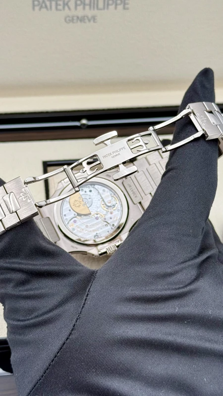 Patek Philippe 5740 5740/1G-001 7