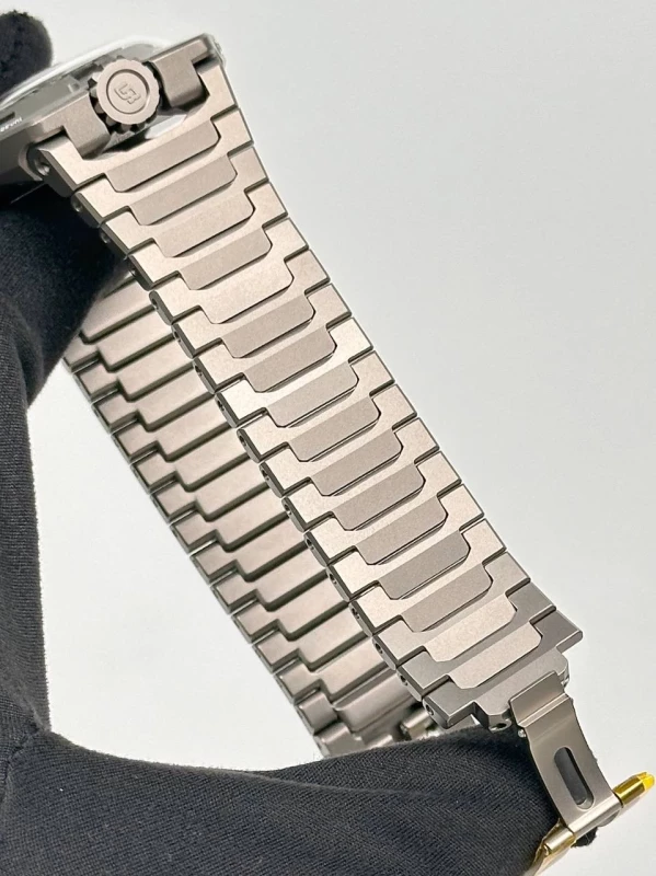 Urwerk Magic T UR-100V Magic T 7