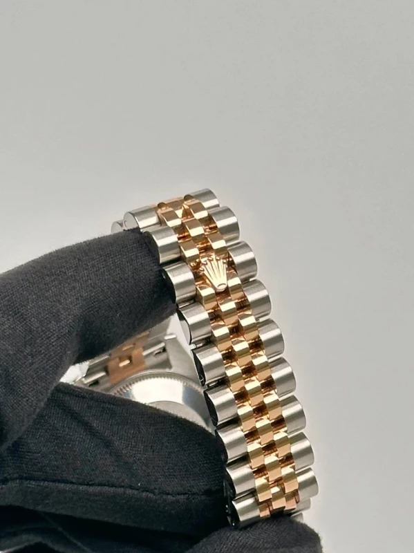 Rolex 31mm Steel and Everose Gold 178271-0068 7