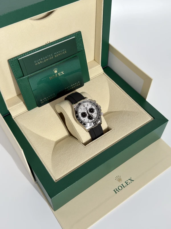 Rolex Cosmograph 40mm White Gold 126519ln-0007 7