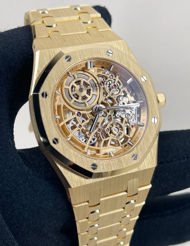 Audemars Piguet 16204BA.OO.1240BA.01 3