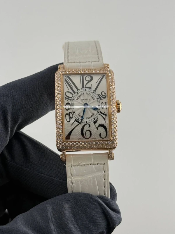 Franck Muller 18K with Diamonds 950 QZ D 7