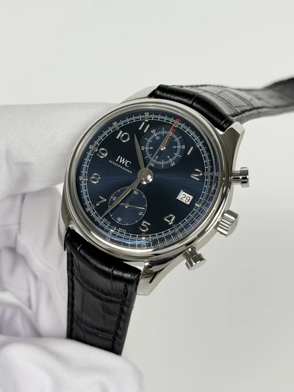 IWC Chronograph Classic Edition «Laureus Sport for Good Foundation» IW390406 4